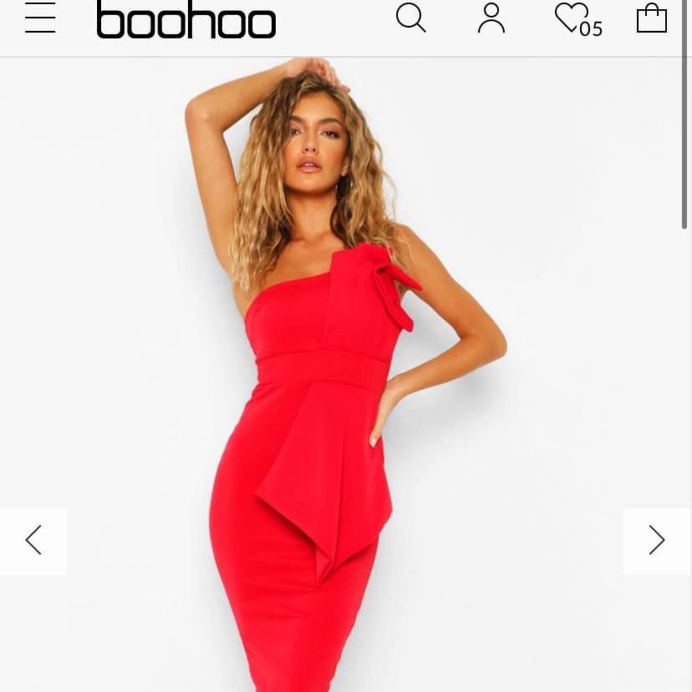 Boohoo dress